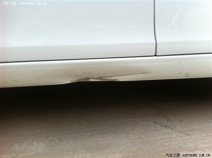 【图】求助,新手倒车撞了,报保险合算么。