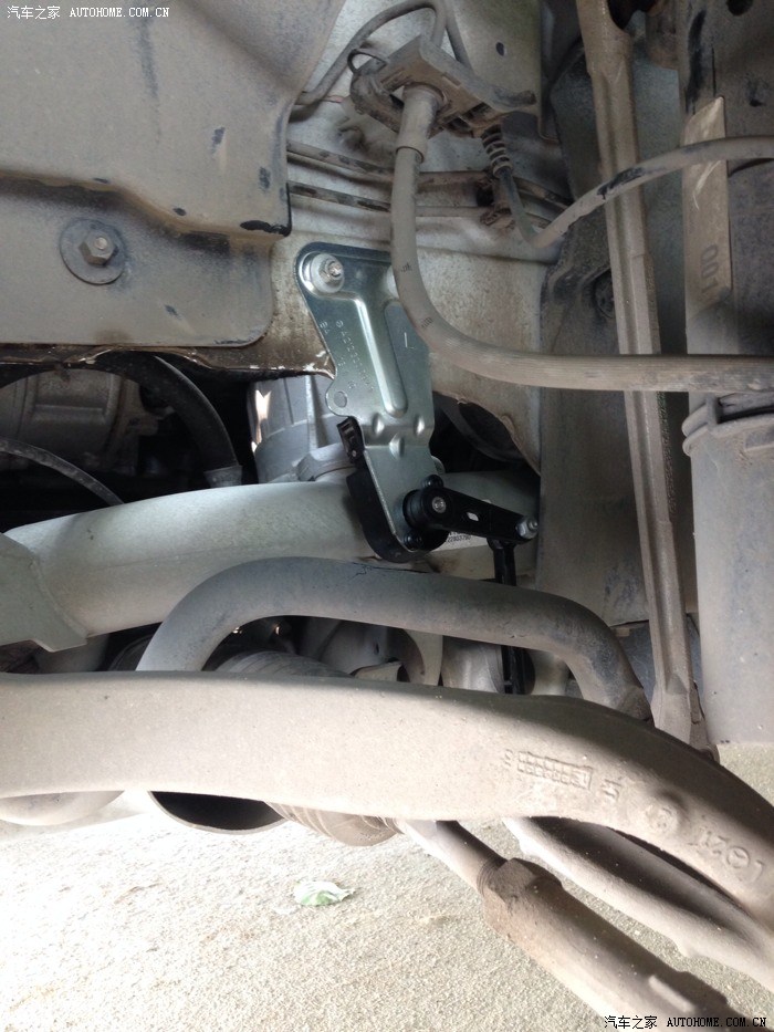 乌请北京李师傅E260L升级智能动态LED大灯_