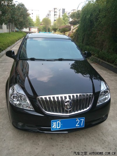 黑凯焕新颜,全车打蜡,抛光,封釉。