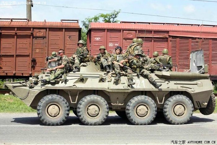 【轮式战车来袭之一】战地bus——俄罗斯btr-80轮式8x8装甲输送车