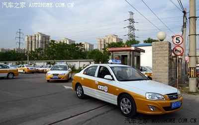 那时我天天都会上网查找出租车(含克隆出租车)的资料,直到有一天我