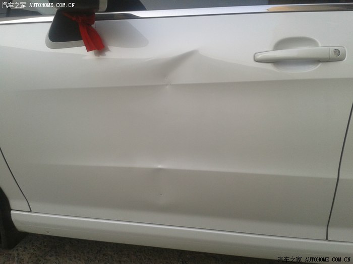 【图】车放在路边被别的车撞了,没找到人,自己