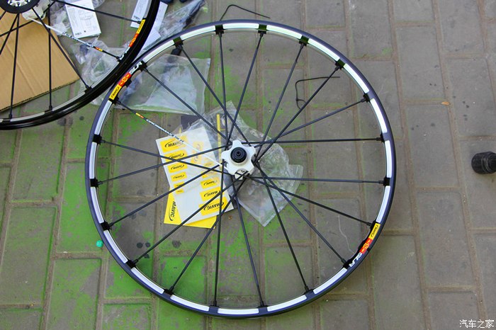 入手美利达big 7 cf xt-edition  mavic crossmax slr顶级轮组