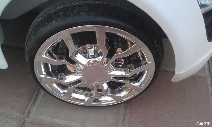 【图】求助,被一个开R8的美女套牌了!_马自达