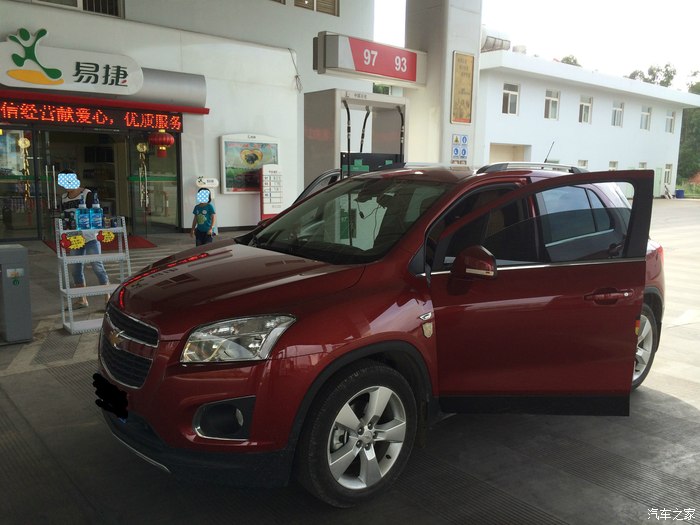 【图】驾着我的第一部变形金刚游云南荷城。