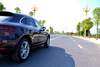 提车作业.爱的折磨!_Macan论坛