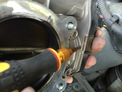 2013款 迈锐宝 Malibu 2.4 SIDI 节气门清洗