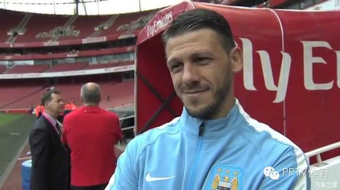 【图】万万没想到:吃红牌最多的人中竟没他_足