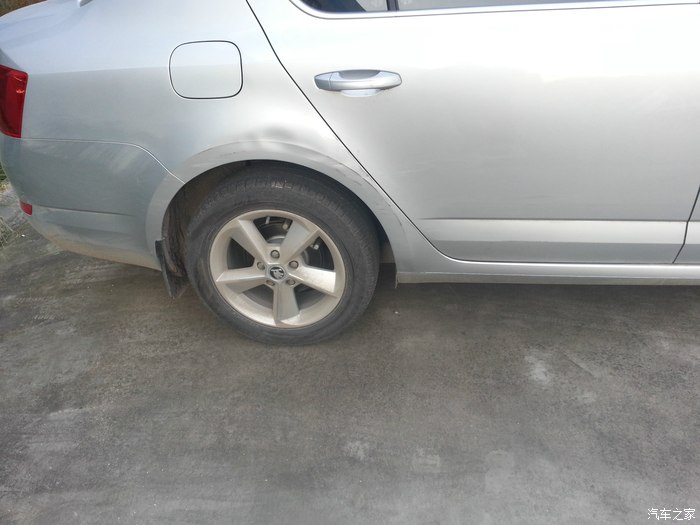 【图】停车被刮擦,人跑了,请问保险流程怎么走