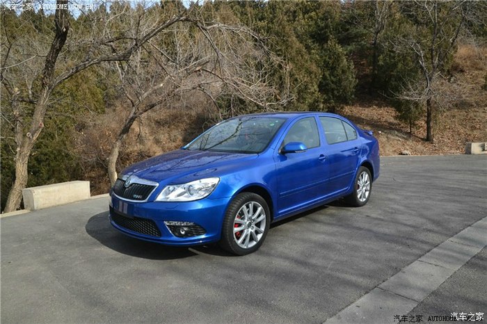 【图】对比15万-20万标致408、明锐、朗逸如