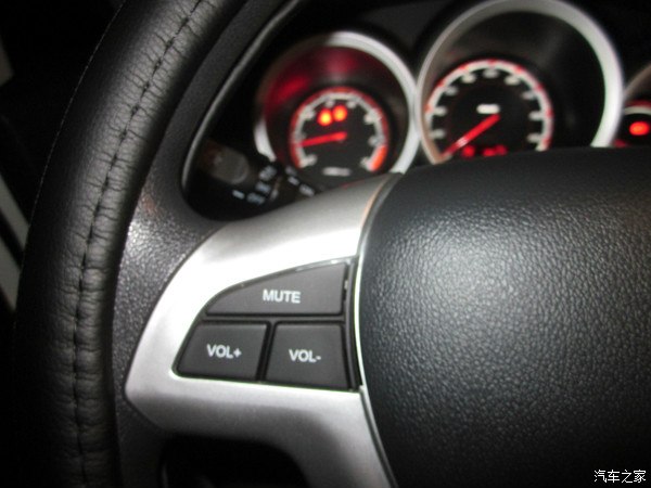 【图】小2 方向盘音量控制键失效 播放音乐无
