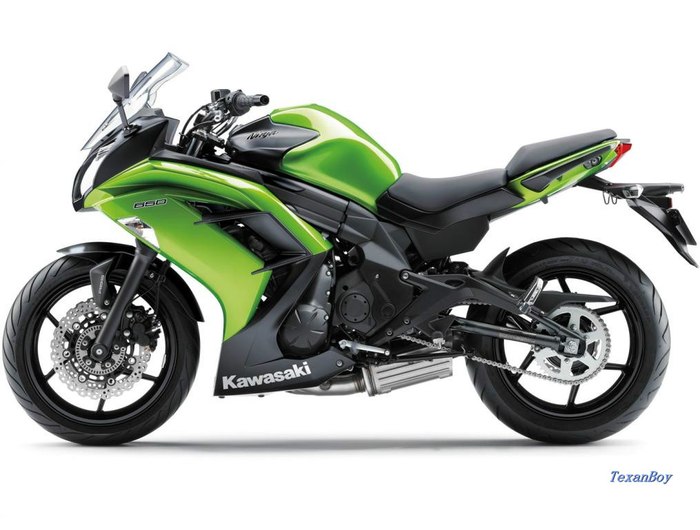 秀车 三款中量级跑车 honda/kawasaki/yamaha 空前比拼(1)