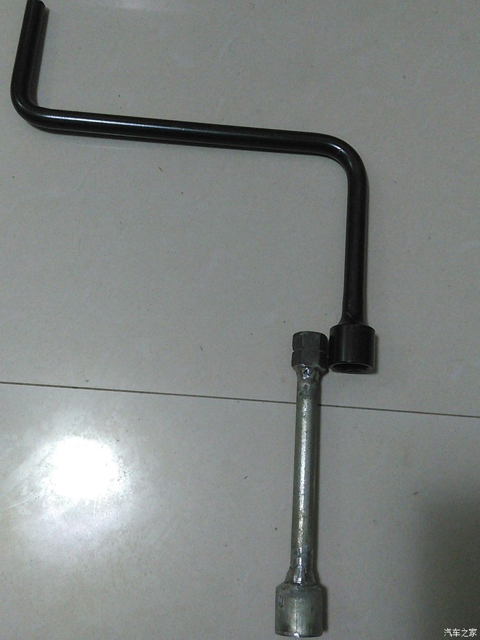【图】大五备胎摇把加长_荣威W5论坛_汽车之家论坛
