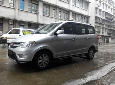 宏光s1.5h晴空银