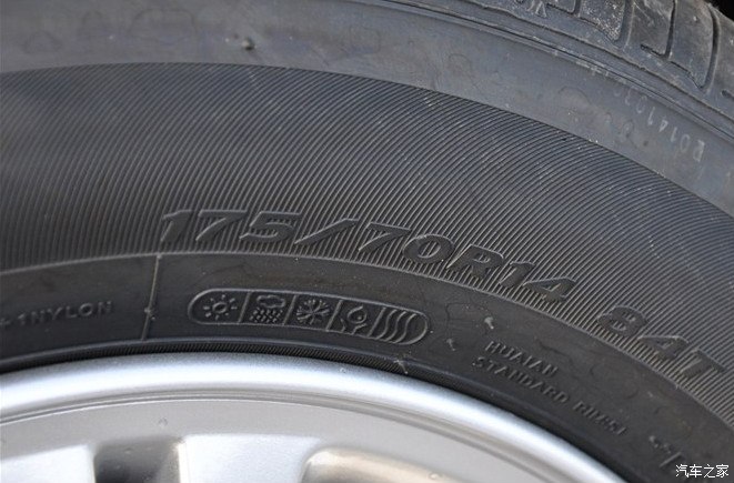 【图】这个轮胎上的5个标识是什么意思?_起亚
