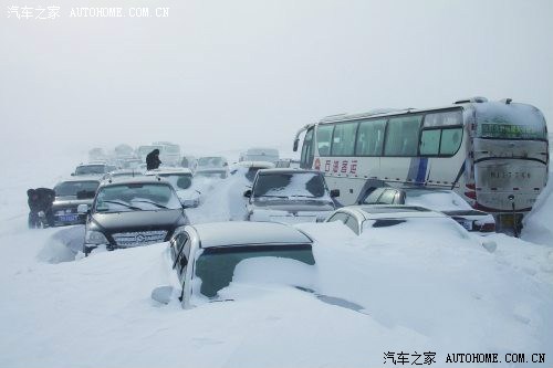 东风风行杯北疆s201省道玛依塔斯老风口白毛雪里过大年