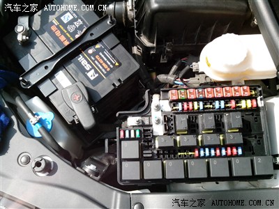 装日行灯,是接驾驶室保险盒还是接发动机舱保险盒?坐等指点.