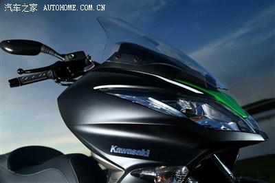 图赏--2014款川崎首款J300踏板车!