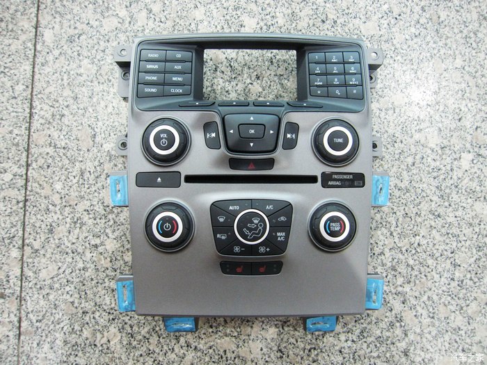 图】北京 出一套原车的CD 刚提车就在4S店换