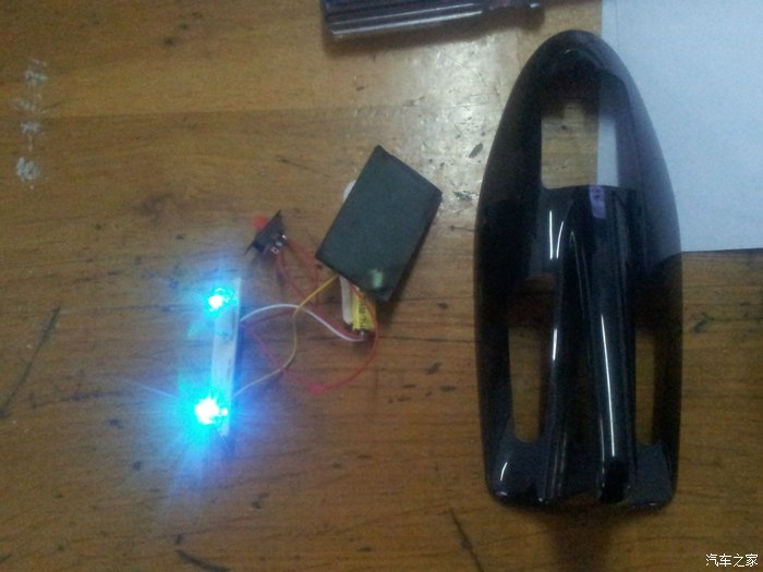 【图】纯手工---倒车镜--加装太阳能爆闪--防追