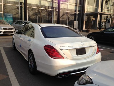奔驰s63l amg 白外棕内 交付河北石家庄 提车作业