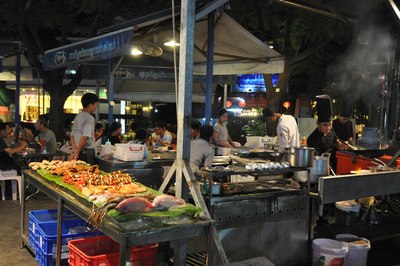 夜市大排档.