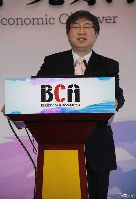 【图】尹同跃强悍的东北老婆吃醋了!