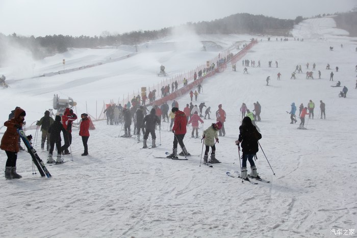 青岛翼神车友自驾胶南藏马山滑雪快乐游