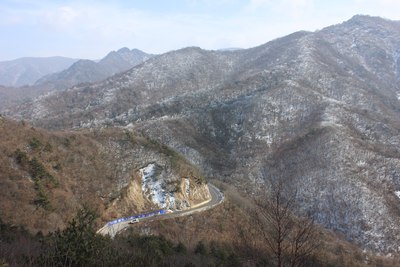 g210秦岭顶寻找最后的雪景