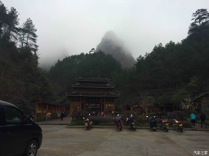湖南怀化通道侗族自治县万佛山游记云雾缭绕犹如仙境