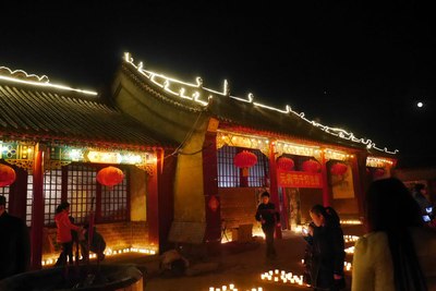 晚上看放灯拍了点照片,大家一起来看吧_河北