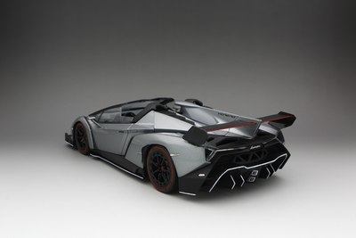 【老冯】----veneno roadster