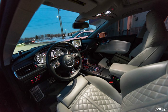 【图】美国华盛顿2013 Audi S7最顶配提车作业