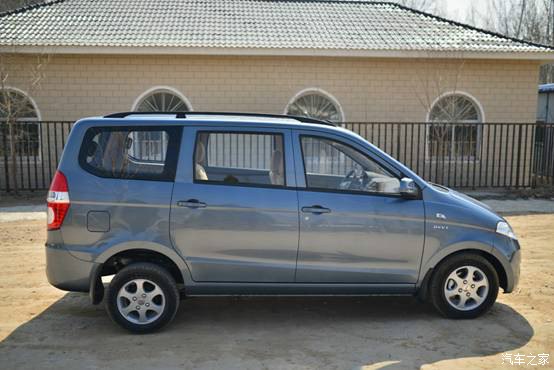 【图】颇为全能:1.5款五菱宏光5座标准型提车