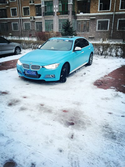 冰淇淋哑光蓝。四月份的东北 依旧下雪_宝马3系论坛_手机汽车之家