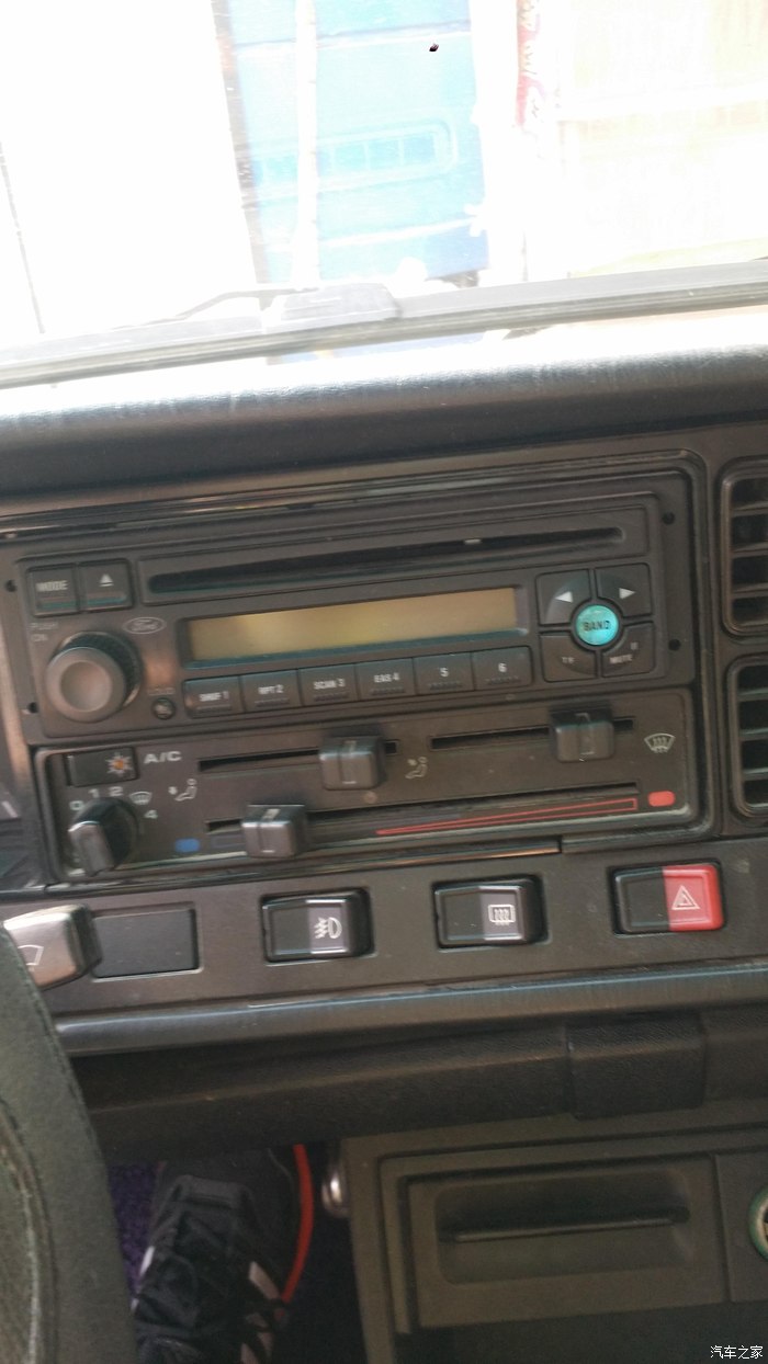 普桑2002年的车。怎么开空调。不会呀。那路