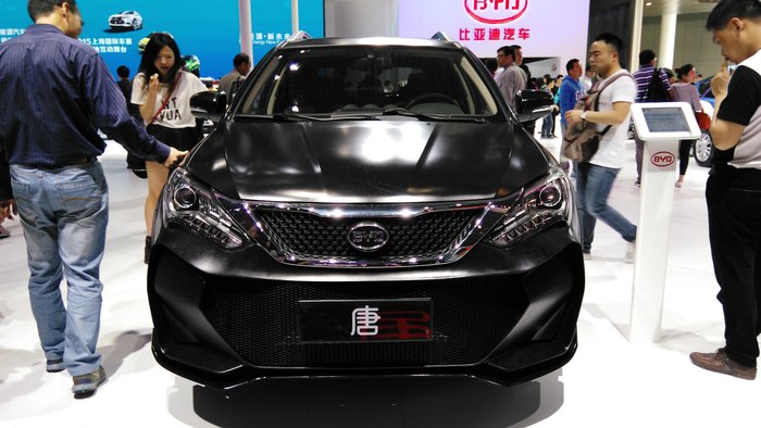 2015 上海车展 第8弹 比亚迪电动四驱suv 唐 宋 元高清图片