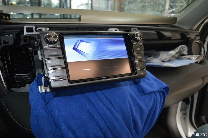 【图】【博文汽车电子】15款RAV4原车屏加装