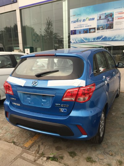 五方桥订车 ev200 蓝色轻秀