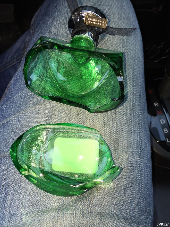 【图】那天说4儿子送的二百块香水被晒爆了