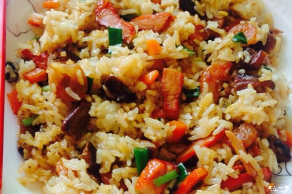 电饭煲焗饭，简单又好吃。