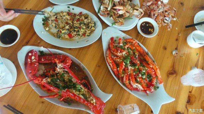 海口哪里吃海鲜环境好_吃海鲜喝啤酒过敏症状_惠州哪里吃海鲜(4)