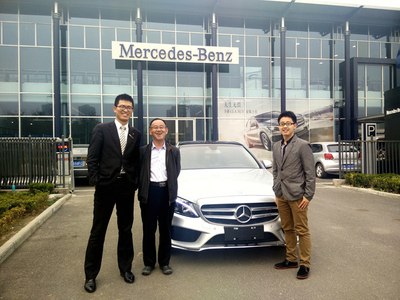 "貌不惊人死不休" 15款mercedes-benz c200l铱银未减配提车作业_奔驰c