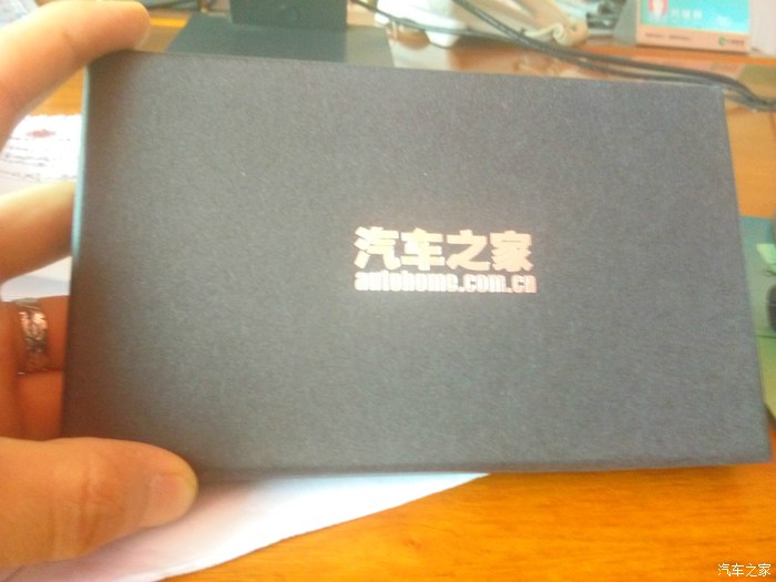 【图】车之家的标志牌质量不怎么样啊_凯美瑞