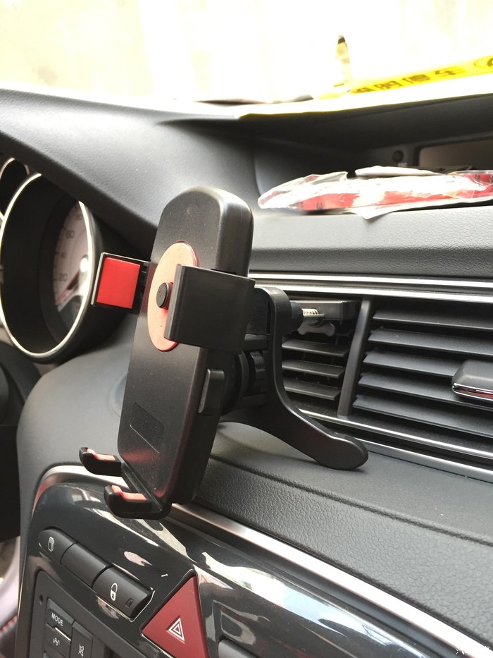 【图】你们都用哪种手机支架_标致308论坛