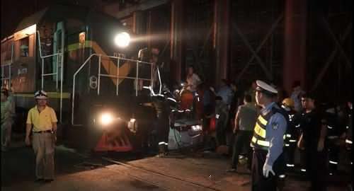 【图】快去UC今日头条,350跟火车干起来了_荣