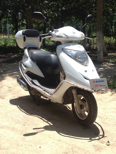 gs125丢后入手铃木踏板睿彩125t-4b