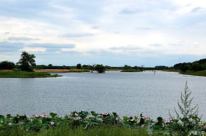 七星湖景區南依瀋陽母城,距瀋陽市中心47km,位於瀋陽市沈北新區黃家鄉