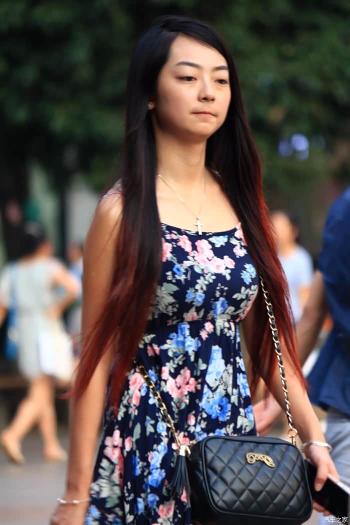 重庆市江北区观音桥扫街看美女