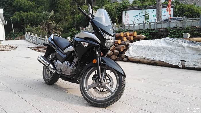 【图】入手gw250s冰川白_铃木摩托车论坛_汽车之家论坛